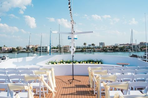 Yacht Weddings: Where Love and Luxury Set Sail
