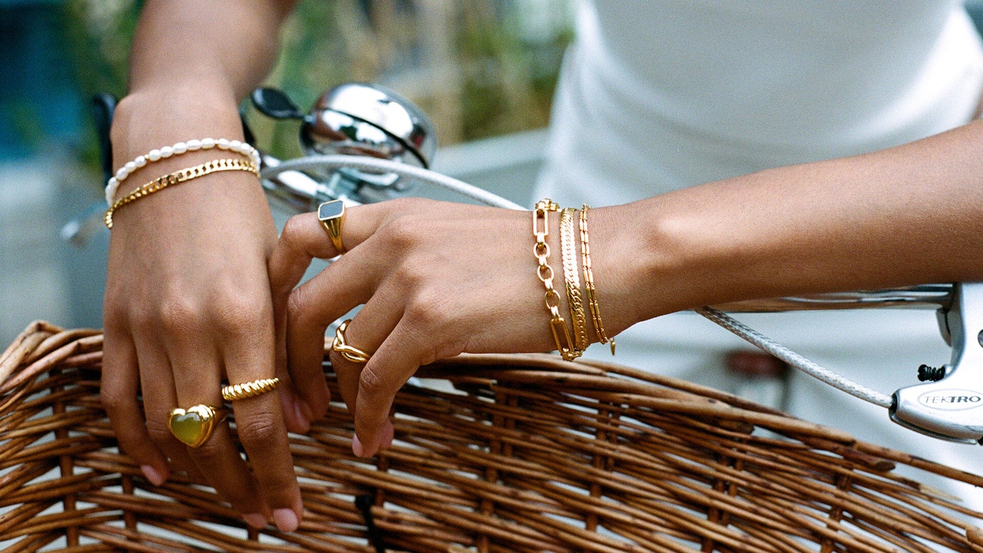 Embrace The Moment: Bridal Bracelets For Women